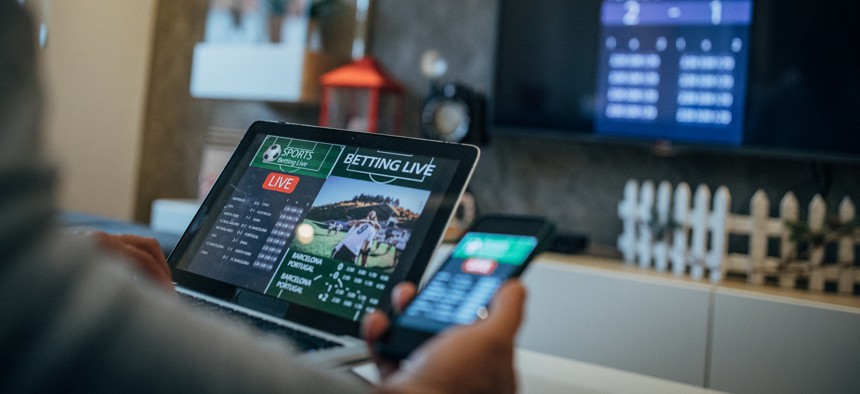 Discover the World of Online Gambling with Spinbet99 Discover the World of Online Gambling with Spinbet99